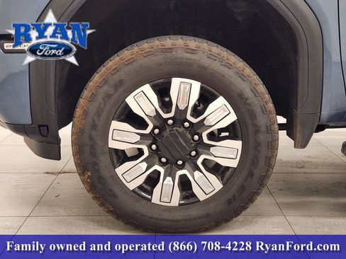 Used 2025 GMC Sierra 2500 Denali w/ Denali Reserve Package image 7