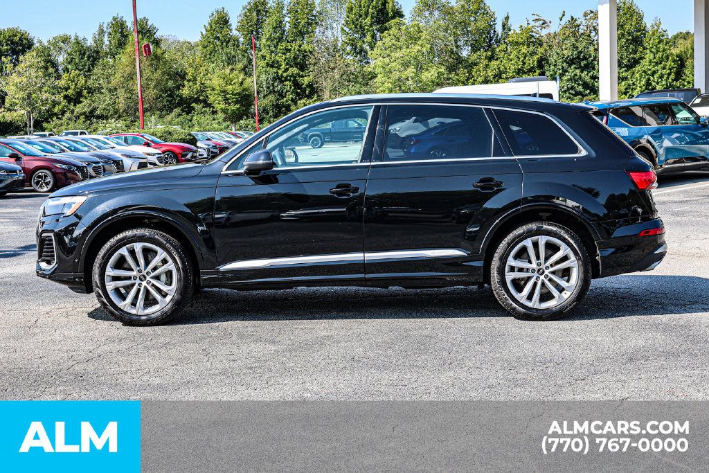 Used 2025 Audi Q7 3.0T Premium Plus AWD/4WD image 8