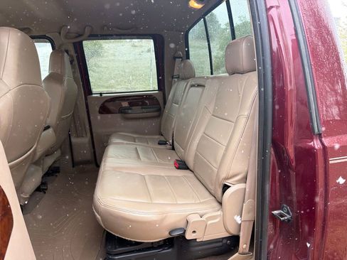 Used 2004 Ford F250 Lariat AWD/4WD image 21