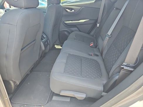 Used 2021 Chevrolet Blazer LT FWD image 17