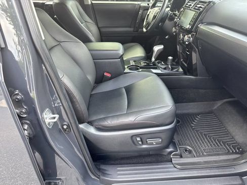 Used 2024 Toyota 4Runner TRD Off-Road Premium w/ Moonroof Package AWD/4WD image 15