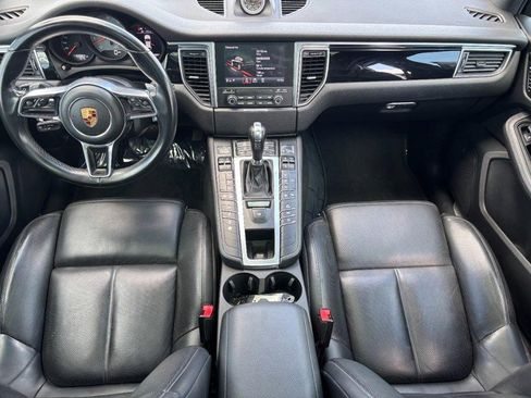 Used 2018 Porsche Macan S image 11