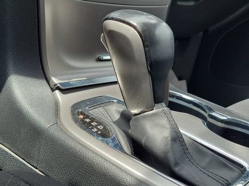 Used 2018 Jeep Grand Cherokee Laredo RWD image 25