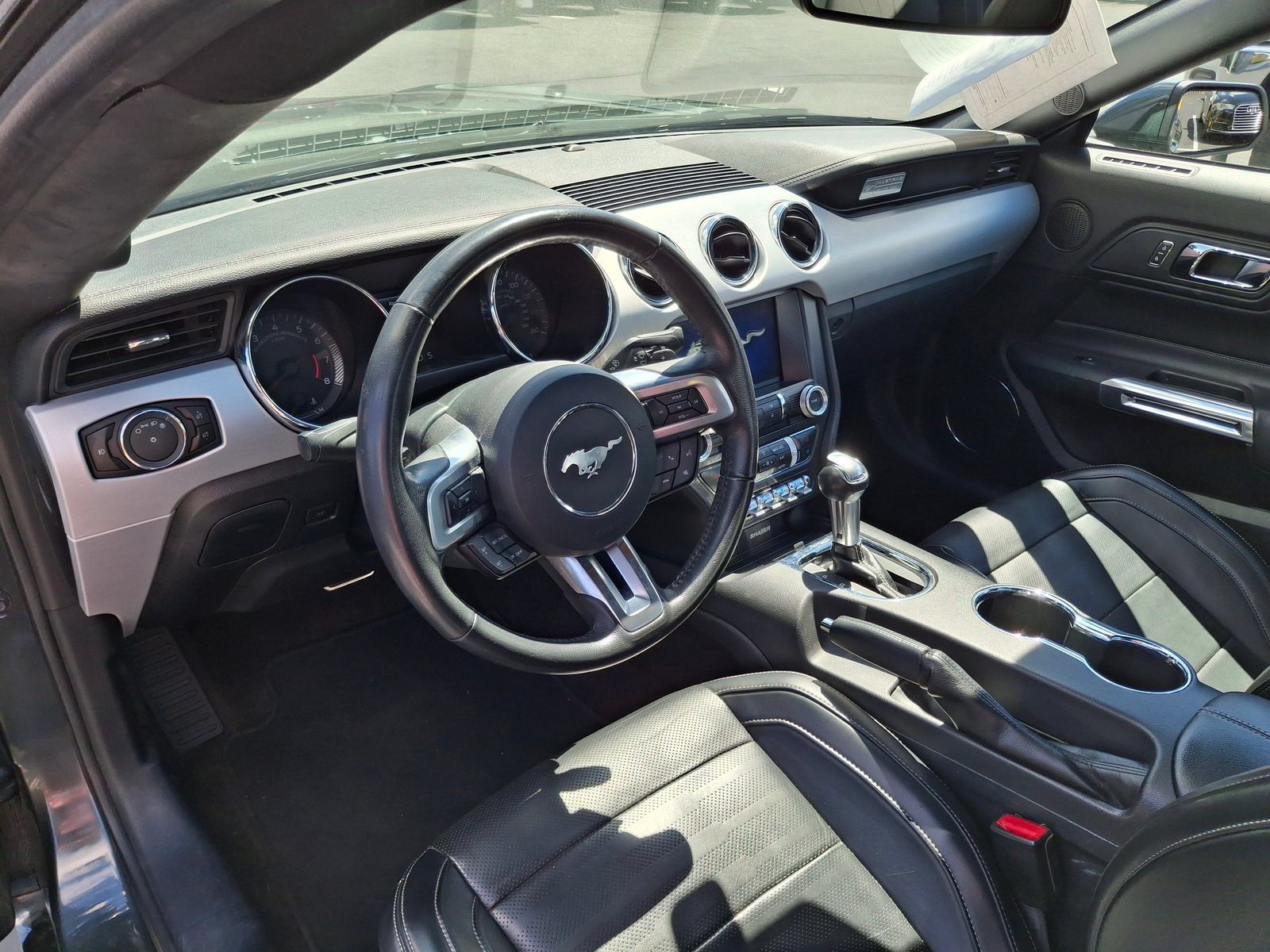 Used 2016 Ford Mustang GT Premium w/ Equipment Group 401A RWD image 17