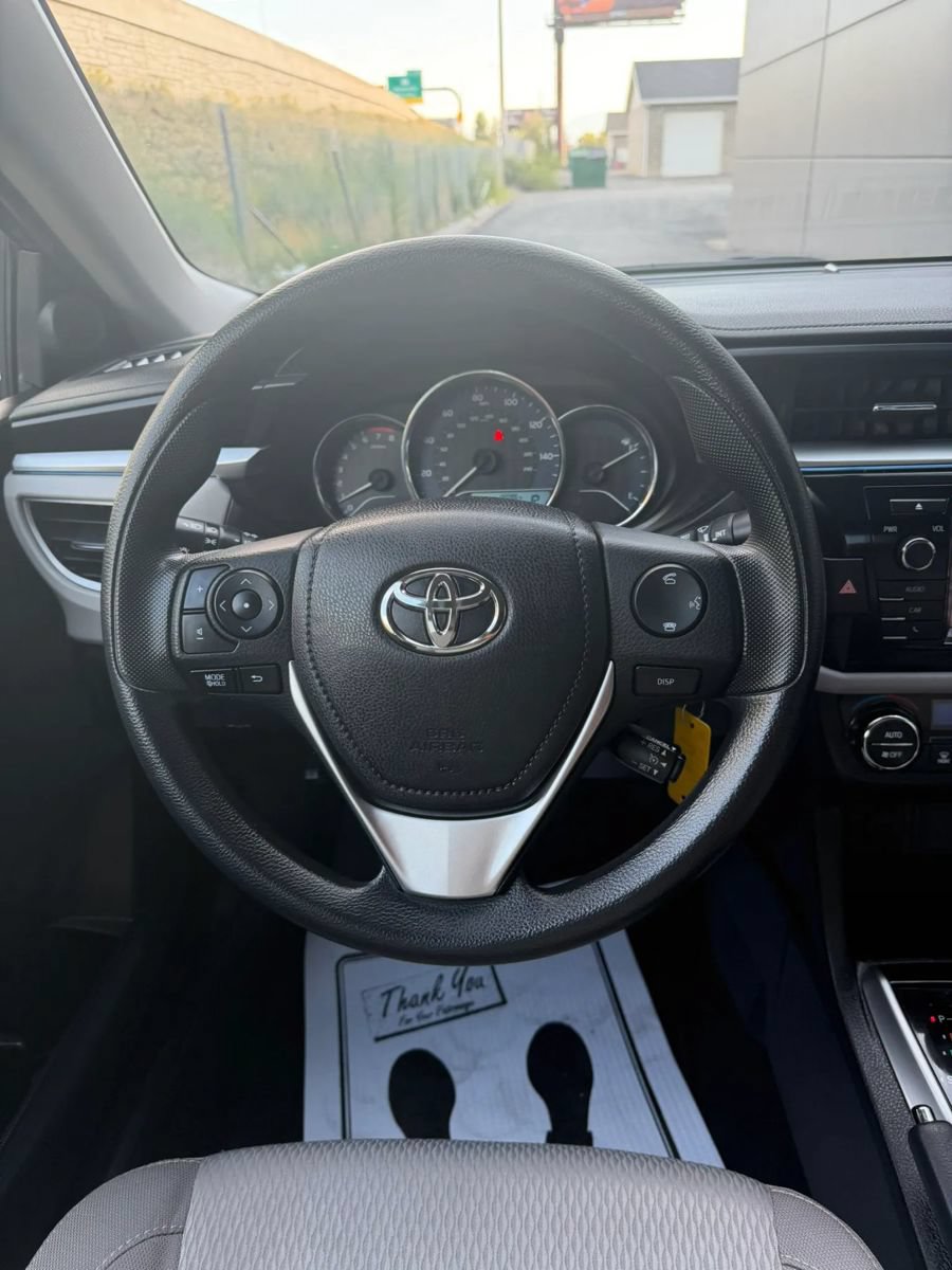 Used 2014 Toyota Corolla LE w/ Protection Package FWD image 17
