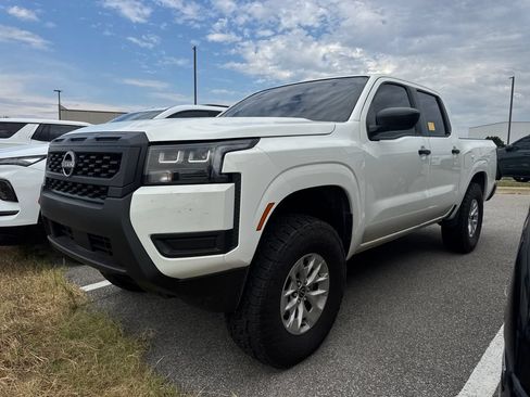 Used 2026 Nissan Frontier S AWD/4WD image 1