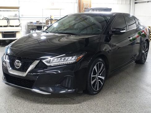Used 2022 Nissan Maxima SV w/ Floor Mat Group FWD image 3