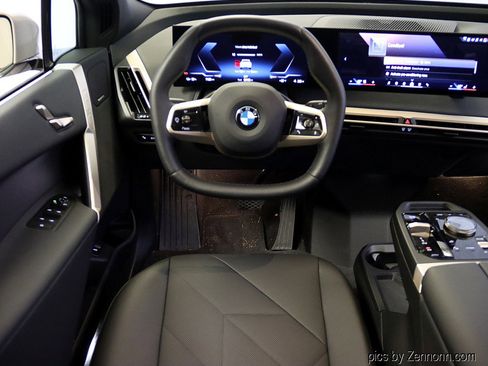 Used 2026 BMW iX xDrive45 w/ Premium Package image 16