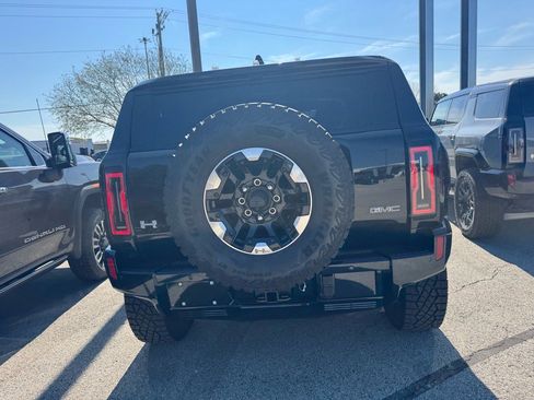 New 2025 GMC Hummer EV 3X w/ Extreme Off-Road Package image 4