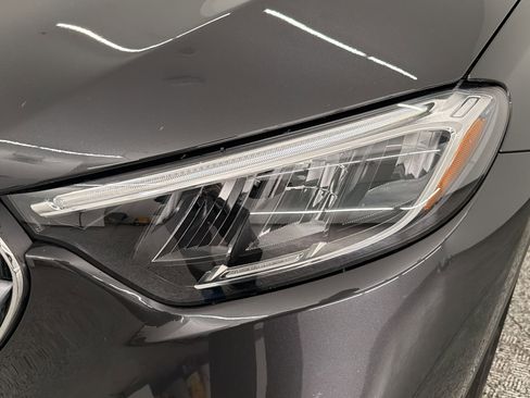 Used 2026 Mercedes-Benz GLC 300 image 11