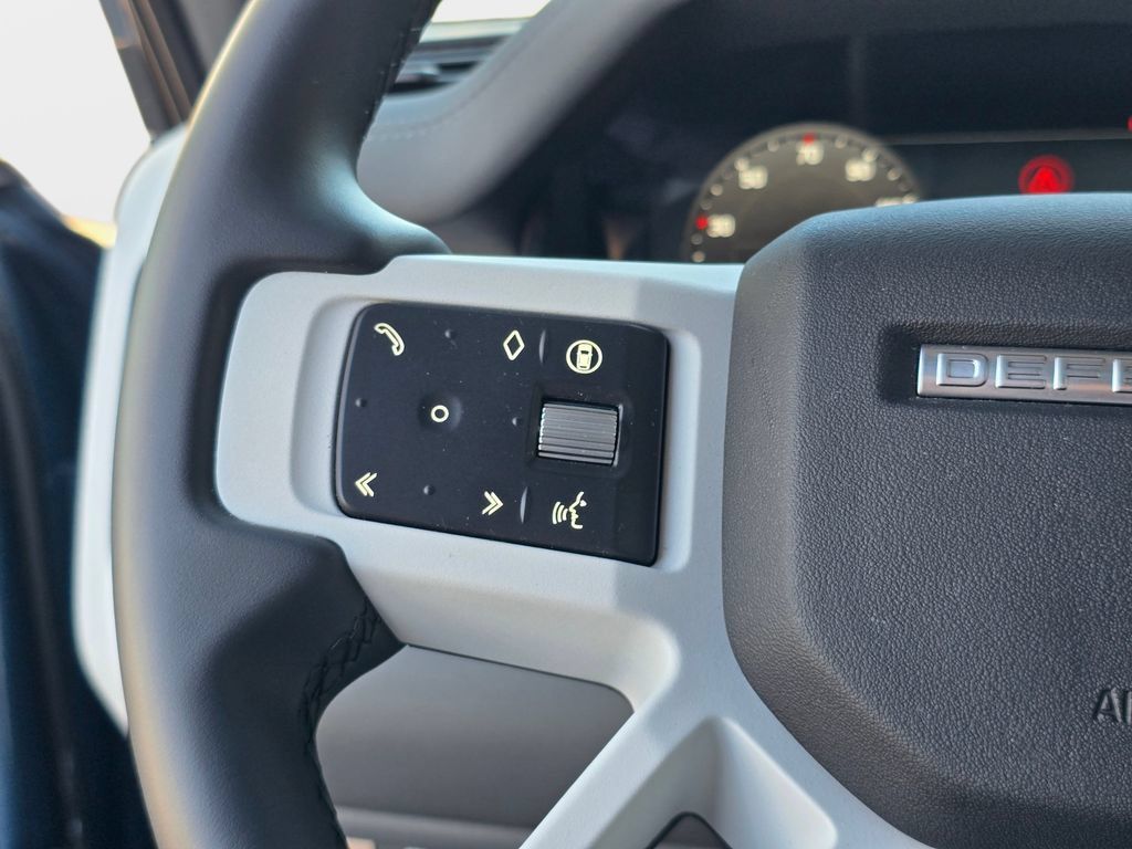 Used 2025 Land Rover Defender 110 S AWD/4WD image 17