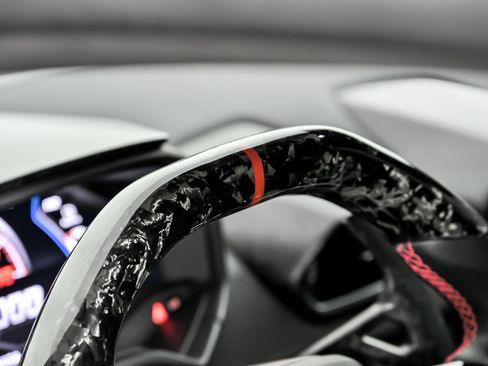 Used 2021 Lamborghini Huracan EVO image 28