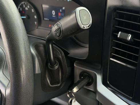 Used 2024 Ford F250 XL w/ XL Chrome Package RWD image 18