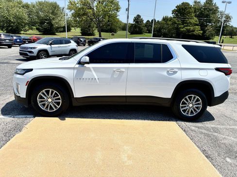 Used 2023 Chevrolet Traverse LT AWD/4WD image 5