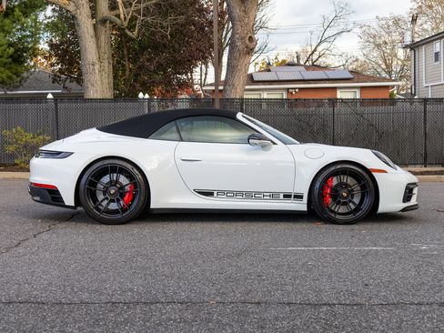 Used 2024 Porsche 911 Carrera 4 GTS image 27