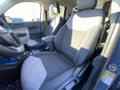 New 2025 Ford Maverick XLT image 13