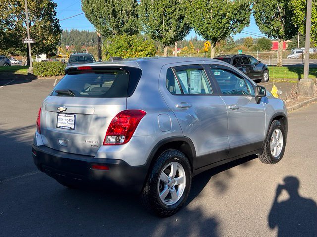 Used 2016 Chevrolet Trax LS AWD/4WD image 7