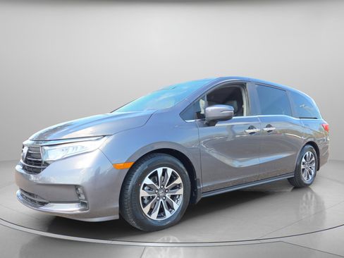 Certified 2023 Honda Odyssey EX-L image 2