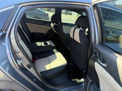 Used 2018 Honda Civic EX image 26