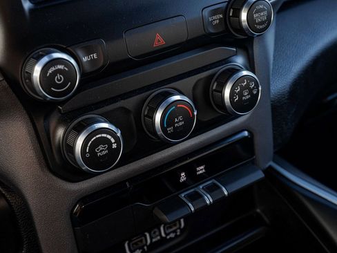 Used 2022 RAM 1500 Big Horn image 22