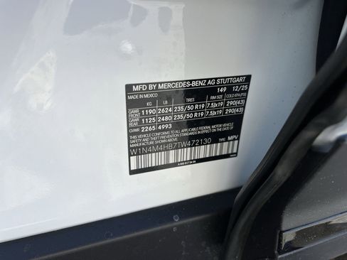 New 2026 Mercedes-Benz GLB 250 4MATIC image 35