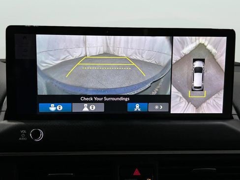 New 2026 Honda Pilot Touring image 18