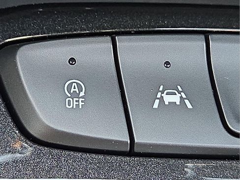 New 2026 Chevrolet TrailBlazer ACTIV w/ Convenience Package FWD image 19