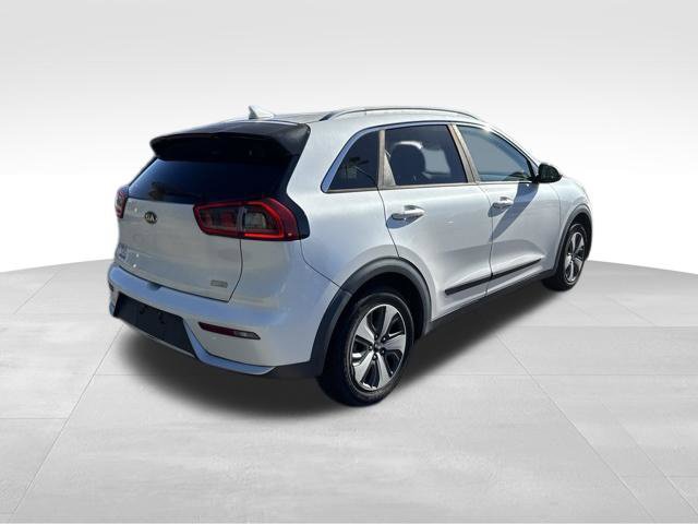 Used 2017 Kia Niro LX FWD image 8