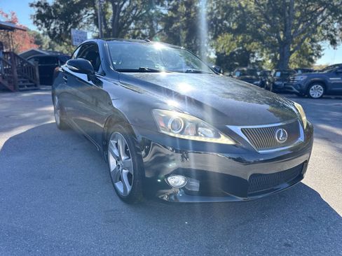 Used 2011 Lexus IS 250C image 3