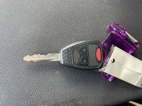 Used 2008 Dodge Nitro SXT image 29