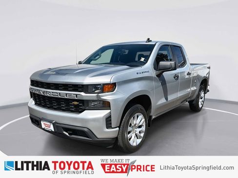 Used 2021 Chevrolet Silverado 1500 Custom w/ Safety Confidence Package AWD/4WD image 1