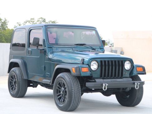 Used 1998 Jeep Wrangler SE AWD/4WD image 6