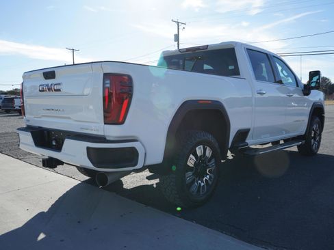 Used 2025 GMC Sierra 2500 Denali w/ Max Trailering Package image 5