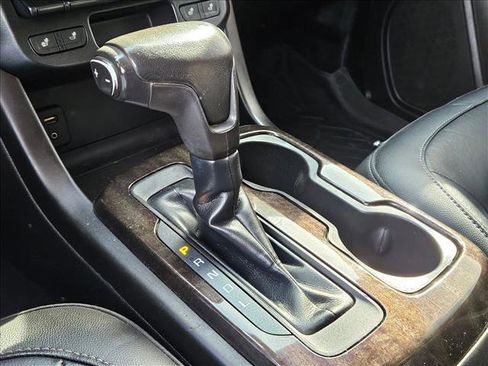 Used 2018 GMC Canyon SLT w/ Driver Alert Package image 10