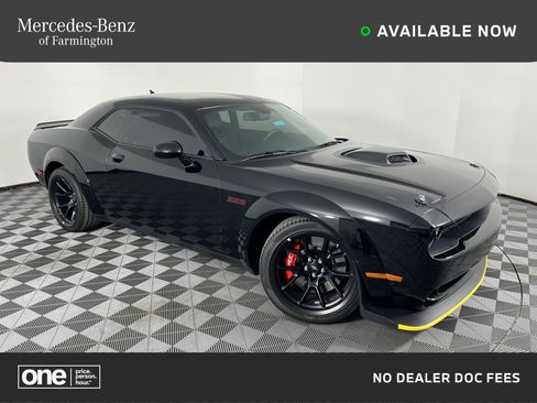 Used 2023 Dodge Challenger R/T Scat Pack image 1