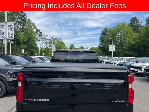 Used 2022 Chevrolet Silverado 1500 Custom AWD/4WD image 4