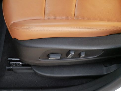 Used 2023 Cadillac XT5 Premium Luxury image 21