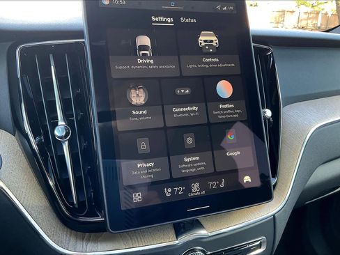 New 2026 Volvo XC60 B5 Plus w/ Protection Package Premier image 22