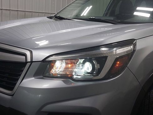 Used 2019 Subaru Forester Premium image 31