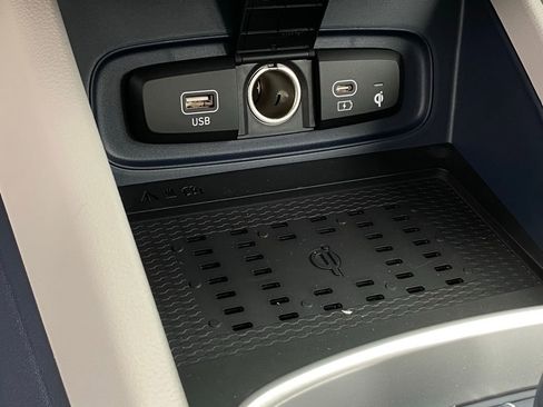 New 2026 Hyundai Venue SEL FWD image 18
