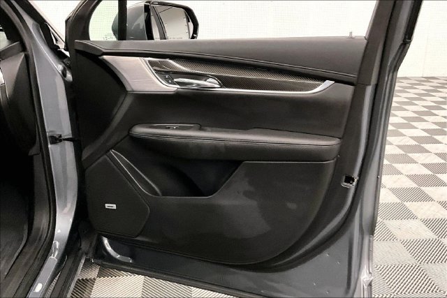 Used 2021 Cadillac XT6 Sport AWD/4WD image 22