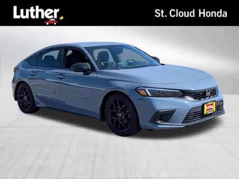 Used 2023 Honda Civic Sport image 1