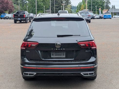 Used 2022 Volkswagen Tiguan SEL R-Line AWD/4WD image 4