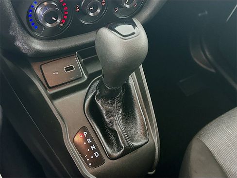 Used 2022 RAM ProMaster City Base image 16