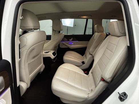 Used 2021 Mercedes-Benz GLS 450 4MATIC image 18