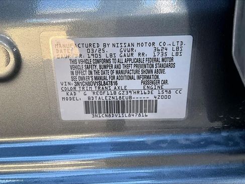 Used 2025 Nissan Versa S w/ Trunk Package image 30