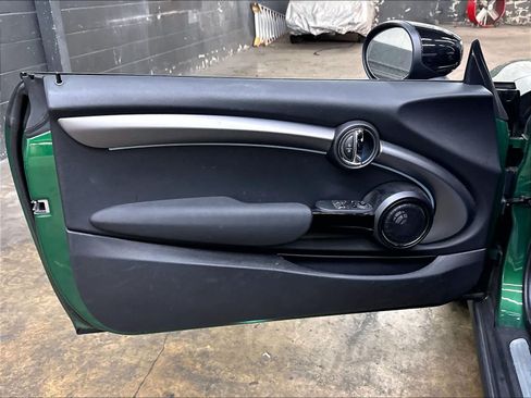 Used 2024 MINI Cooper SE FWD image 25