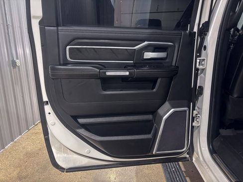 Used 2019 RAM 2500 Laramie image 24