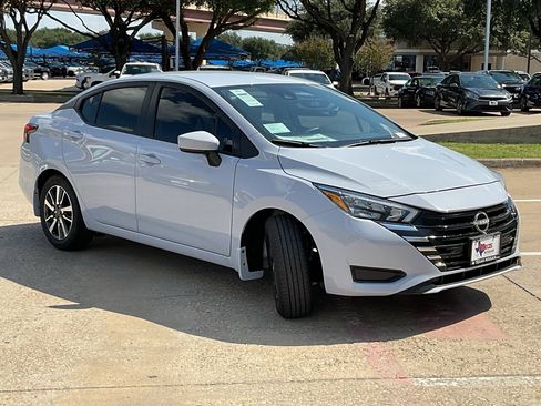 New 2025 Nissan Versa SV w/ Trunk Package image 4