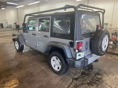 Used 2016 Jeep Wrangler Unlimited Sport w/ Max Tow Package image 3